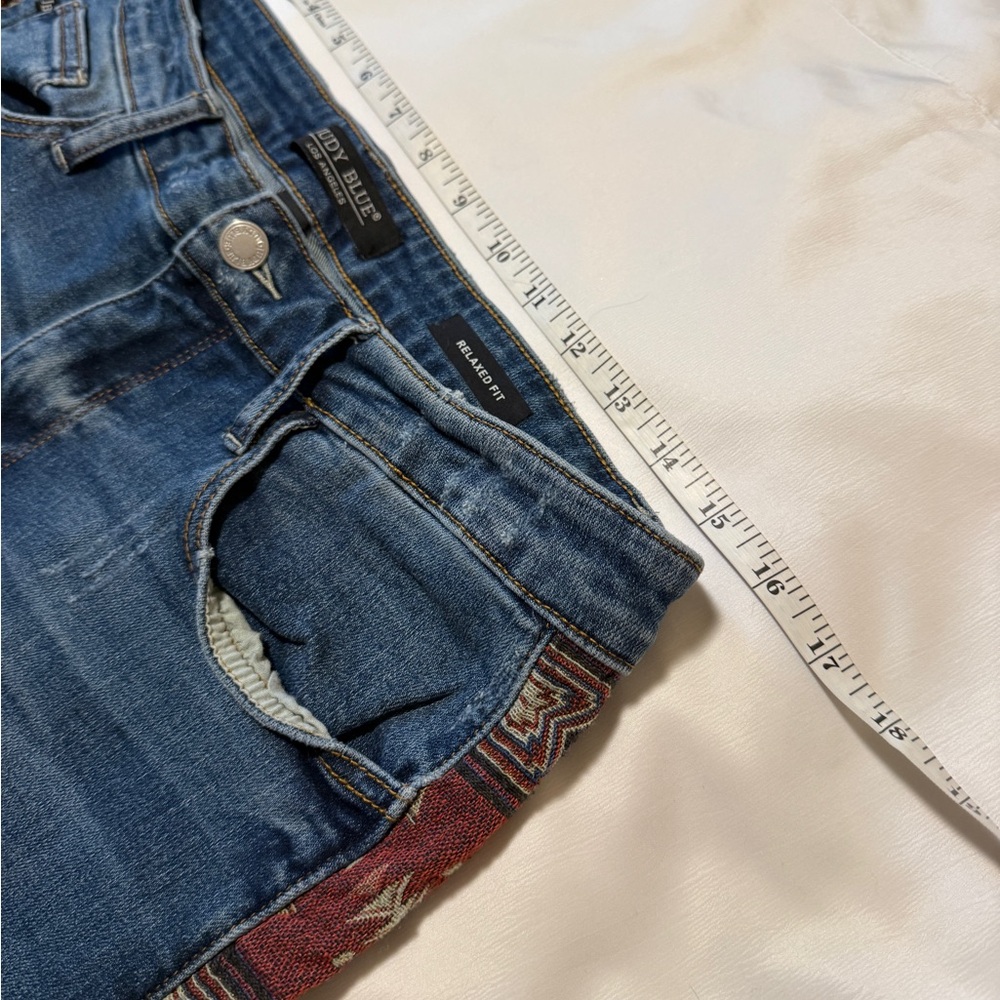 Judy Blue Relaxed Fit Jeans w/ Southwestern Side Stripe – Size 15/32 - Picture 5 of 9